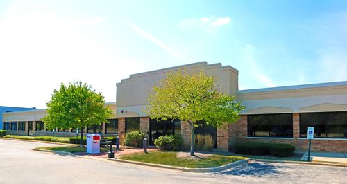 1075 Tri State Pkwy, Gurnee, IL, 60031-9122 | Card Image