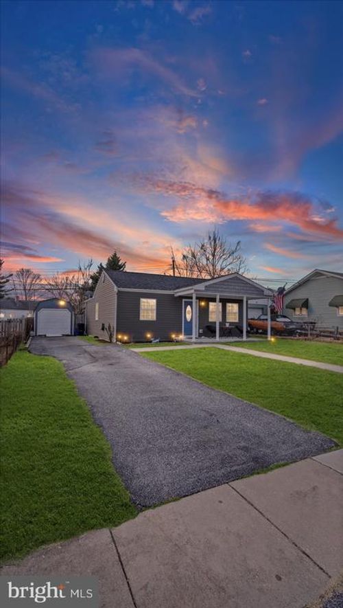 18 Blister St, MIDDLE RIVER, MD, 21220-4605 | Card Image