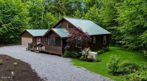 6063 Woodside Rd, Galway, NY, 12074-2825 | Card Image