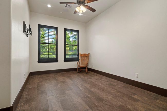 Secondary bedroom with en suite | Image 44