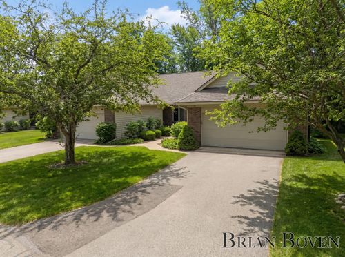 3-6957 Pinehurst Dr Ne, Rockford, MI, 49341-9686 | Card Image