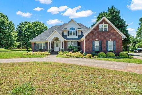 14340 Kendalton Meadow Dr, Mint Hill, NC, 28227-7303 | Card Image
