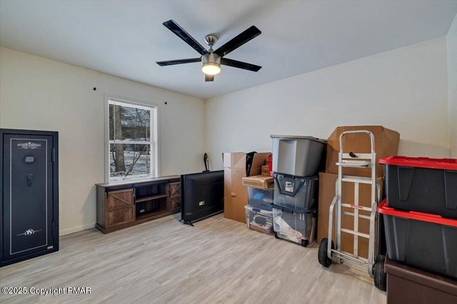 bonus room | Image 19
