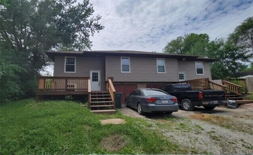 807 Clark Ave, Edgerton, MO, 64444-9002 | Card Image