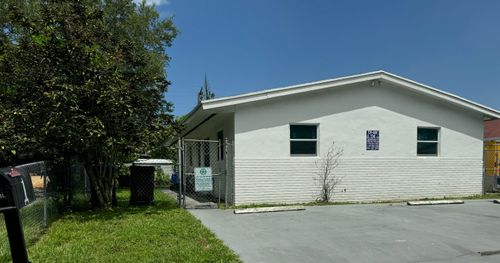 1-2-721 Nw 19th Terrace, Fort Lauderdale, FL, 33311 | Card Image