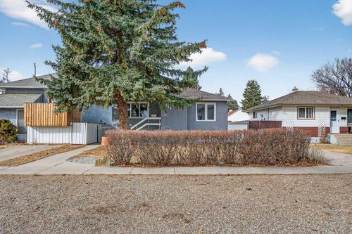 544 21 St S, Lethbridge, AB, T1J3K3 | Card Image