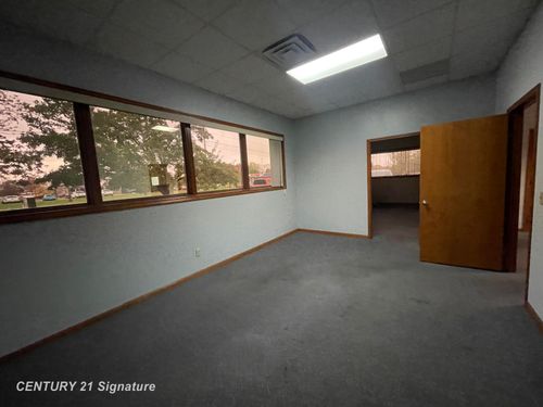 11446 N Linden Rd, Clio, MI, 48420-8586 | Card Image