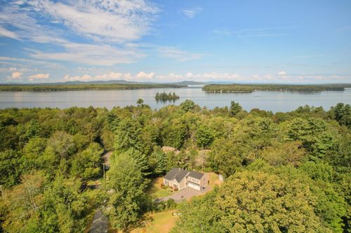 194 Hearthside Road, Standish, ME, 04084 | Card Image