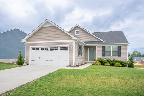 3892 Higgins Dr, Norton, OH, 44203-5513 | Card Image