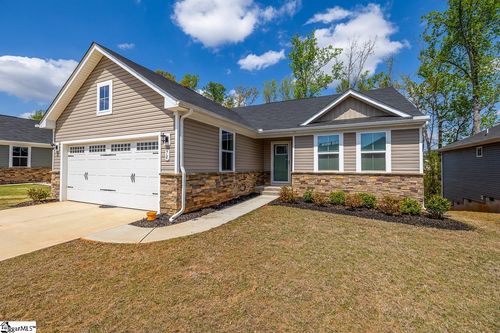 18 Timberwild Dr, Greenville, SC, 29605-5994 | Card Image