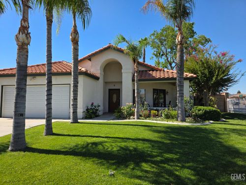 5617 Summer Cypress Dr, Bakersfield, CA, 93313-5186 | Card Image