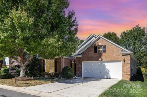 977 Platinum Dr, Fort Mill, SC, 29708-8929 | Card Image