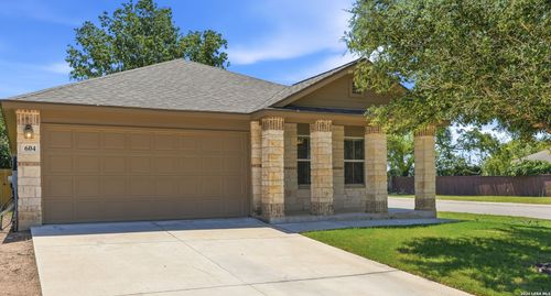604 Briggs Dr, New Braunfels, TX, 78130-3772 | Card Image
