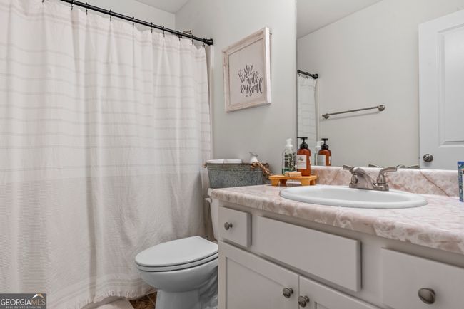 1081 Oak Hill Ln, House other with 3 bedrooms, 2 bathrooms and 2 parking in Madison GA | Image 28