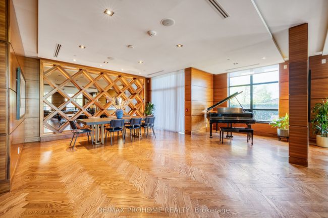 213 - 21 Clairtrell Rd, Condo with 2 bedrooms, 2 bathrooms and 1 parking in Toronto ON | Image 47