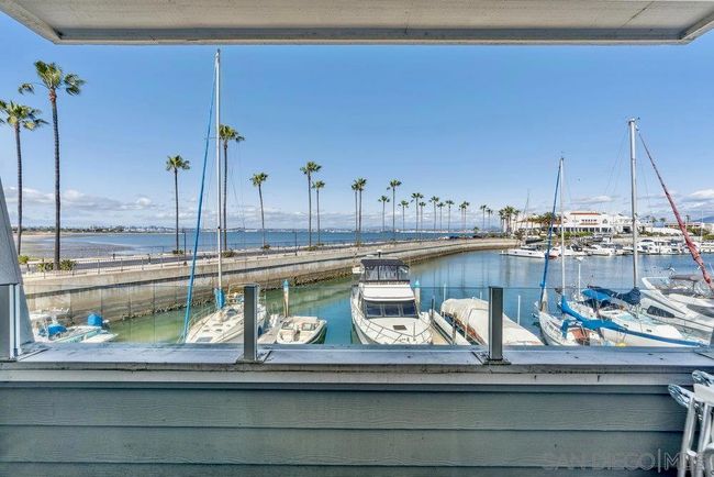 34 Montego Ct, Condo with 2 bedrooms, 3 bathrooms and 2 parking in Coronado CA | Image 11