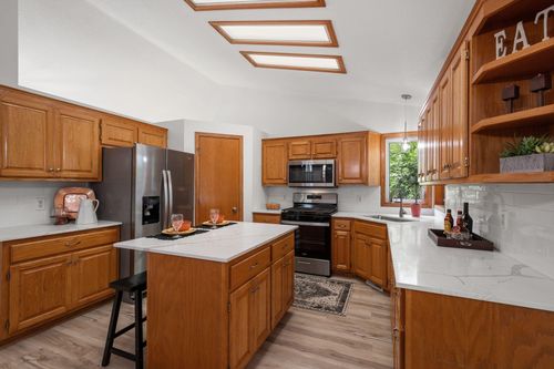 14021 Belmont Trl, Rosemount, MN, 55068-4973 | Card Image