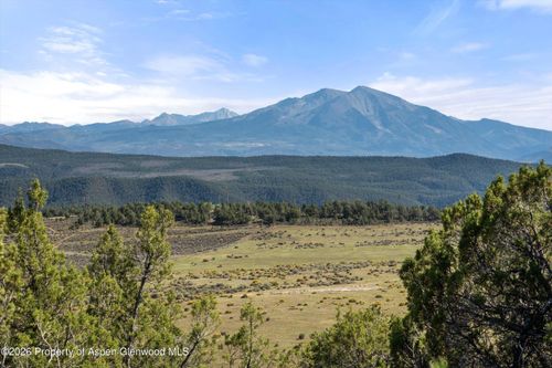 198 Crescent Ln, Glenwood Springs, CO, 81601-9410 | Card Image
