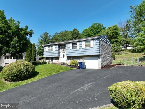 471 Lumber St, MIDDLETOWN, PA, 17057-3236 | Card Image
