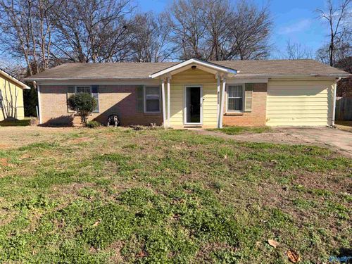 4410 Gazette Dr Sw, Huntsville, AL, 35805-5614 | Card Image