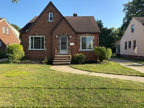1211 Tuxedo Ave, Parma, OH, 44134-1729 | Card Image