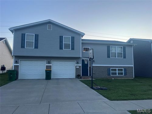 5 Faith Drive, Fairview Heights, IL, 62208 | Card Image