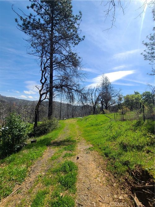 519 Little Ridge Rd, Berry Creek, CA, 95916-9631 | Card Image