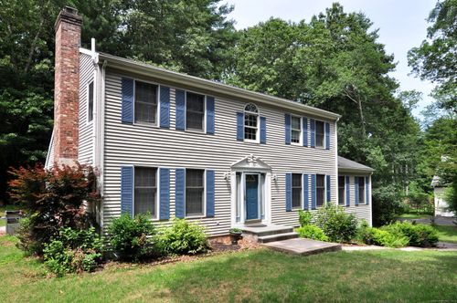 64 Oak Ridge Dr, Avon, CT, 06001-2213 | Card Image
