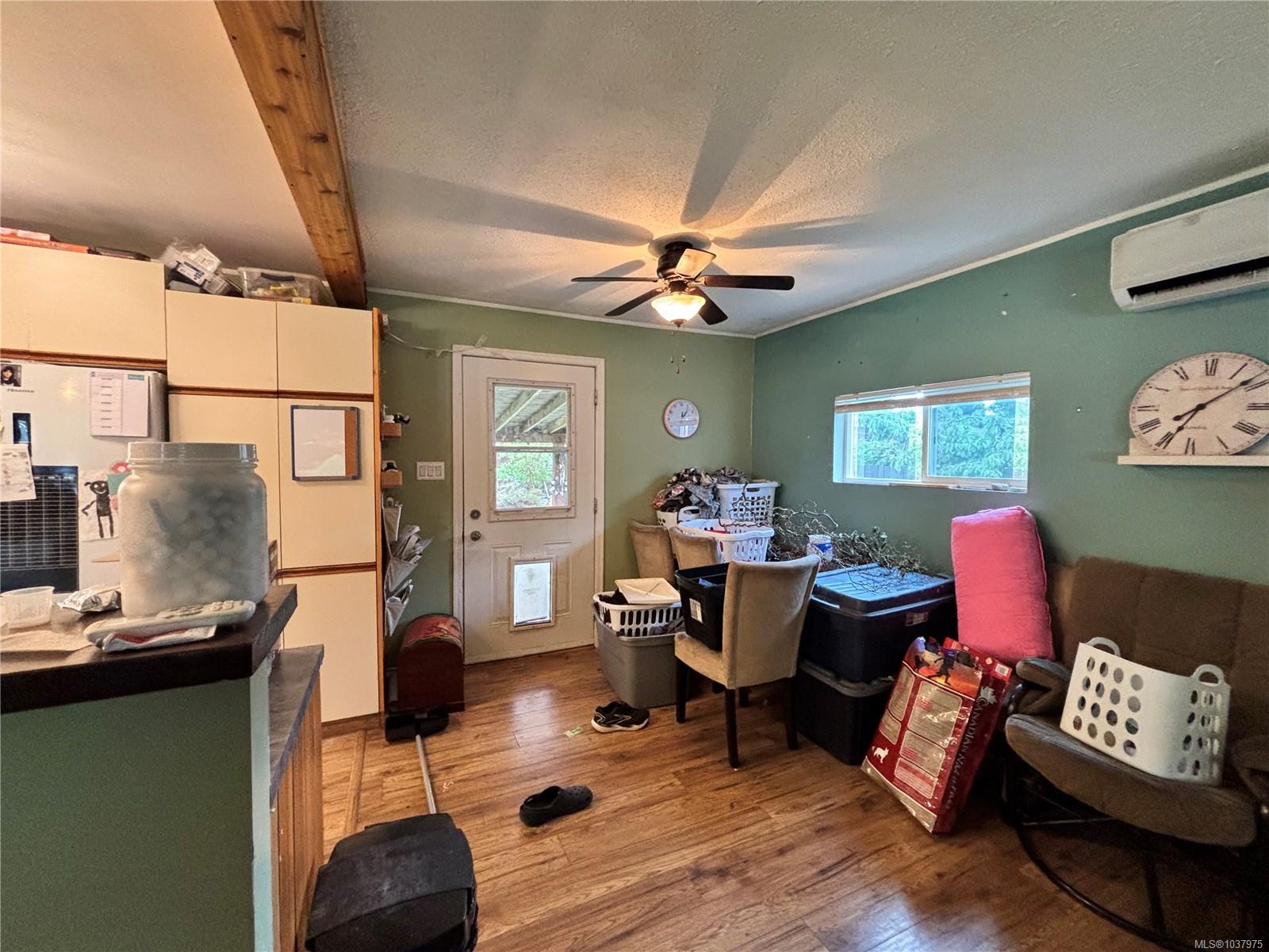 Residential in Gold River 5