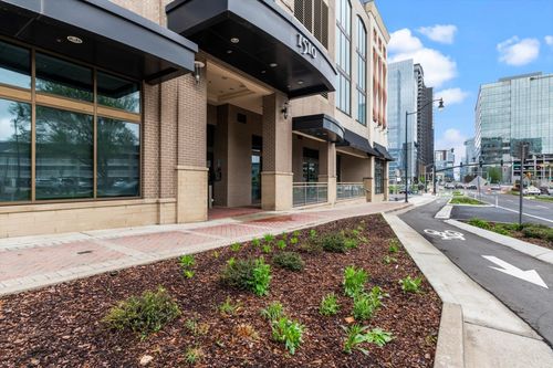 apt-706-1510 Demonbreun St, Nashville, TN, 37203-3185 | Card Image