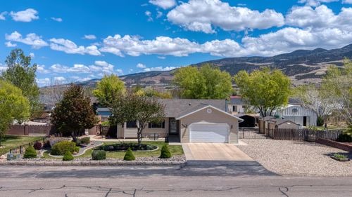 4580 Half Mile Rd, Enoch, UT, 84721-7479 | Card Image