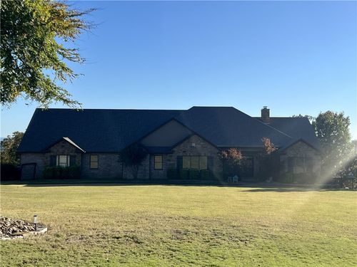 424 Riverstone St, Russellville, AR, 72802-2462 | Card Image