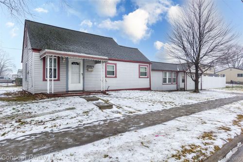 23505 Cypress St, Taylor, MI, 48180-1703 | Card Image