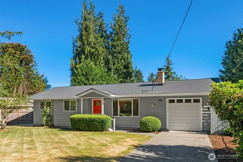 4910 Ne 7th St, Renton, WA, 98059-4677 | Card Image