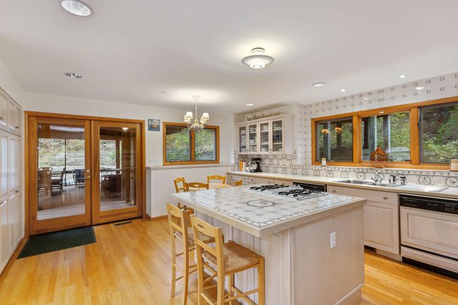 07_107SMerrivale_177003_Kitchen_HiRes | Image 7
