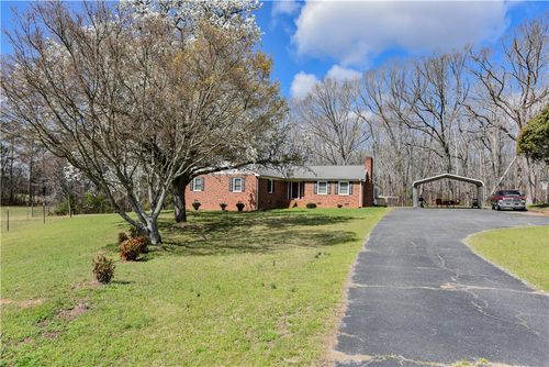 202 Wilton Rd, Abbeville, SC, 29620-5516 | Card Image