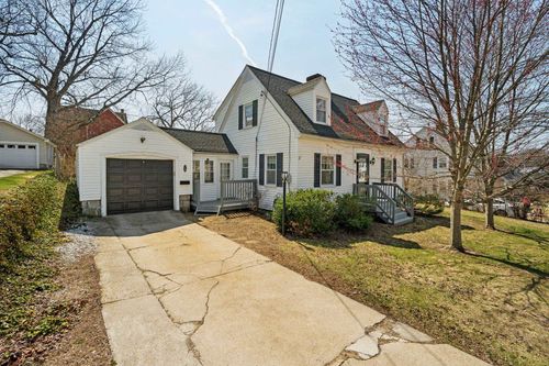 597 Central St, Manchester, NH, 03103-3433 | Card Image