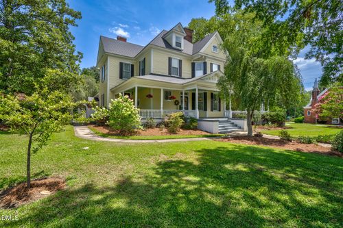 109 S Walnut St, Spring Hope, NC, 27882-7891 | Card Image