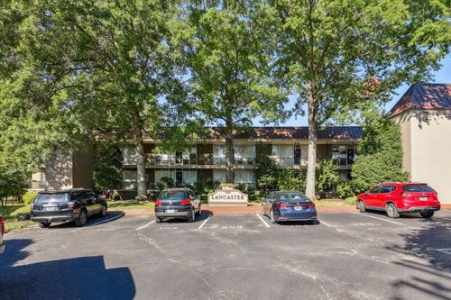 apt-202-3909 Whitland Ave, Nashville, TN, 37205-1952 | Card Image