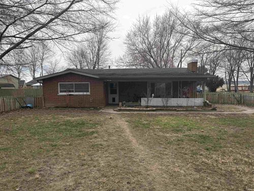 470 W Mulberry St, Elberfeld, IN, 47613-9497 | Card Image