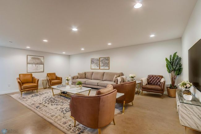 3463-Loberg-Dr-West-Fargo-ND-37 - Living Room - Luxury - 9.jpg | Image 4