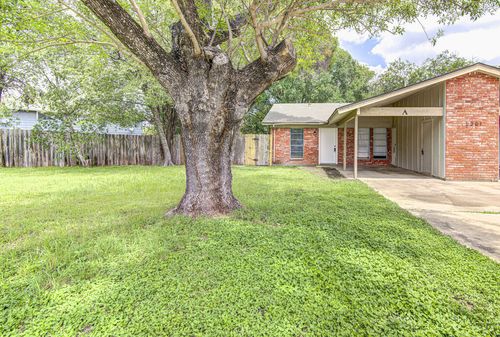 a-5301 Indio Cir, Austin, TX, 78745-2604 | Card Image