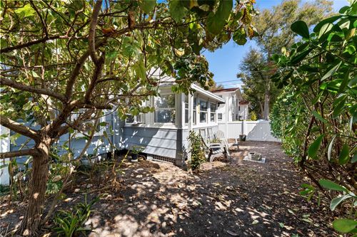 783 30th Ave N, ST PETERSBURG, FL, 33704-2065 | Card Image