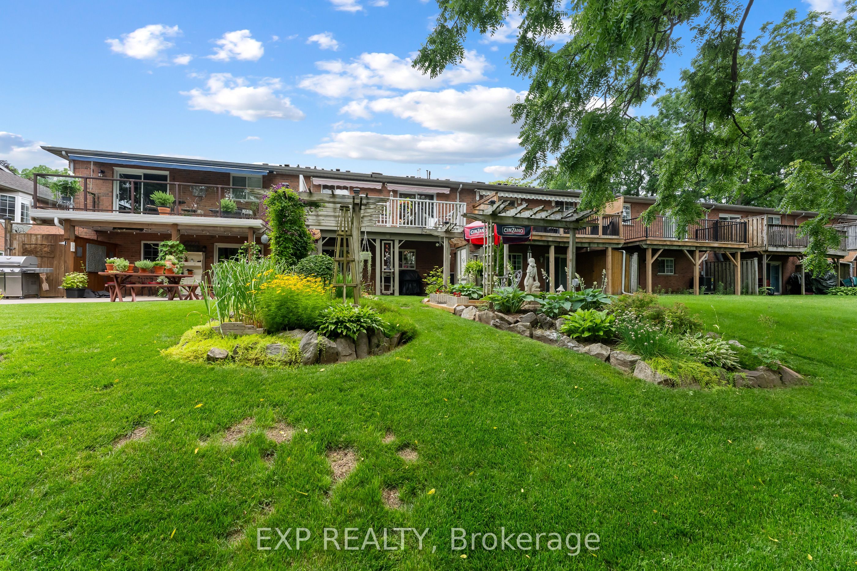 Residential in Pelham 5