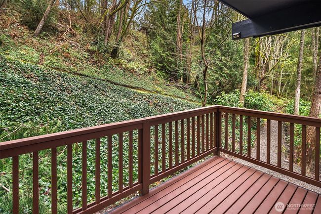 Deck off second living area | Image 27