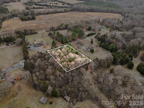 1204 Shalimar Dr, Concord, NC, 28025-8107 | Card Image