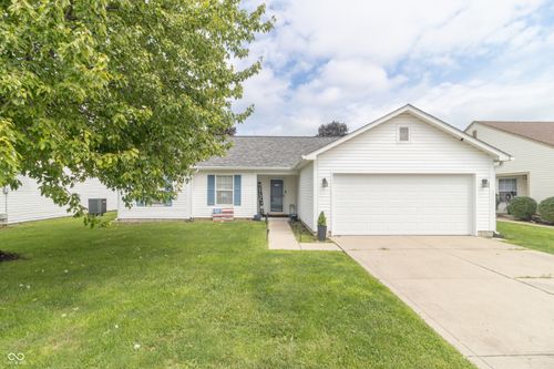 1156 E Mill Run Blvd, Greenfield, IN, 46140-2823 | Card Image