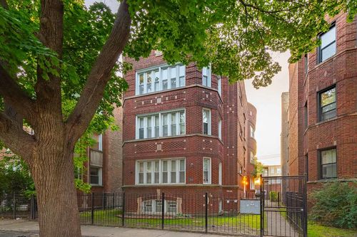 g-7640 S Phillips Avenue, Chicago, IL, 60649 | Card Image