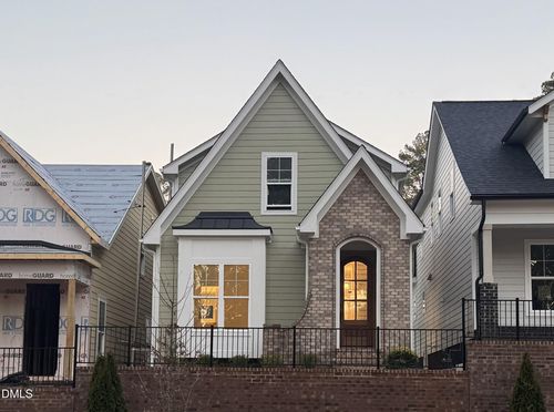 724 Powell Dr, Raleigh, NC, 27606-1626 | Card Image