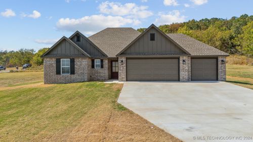 19422 S Deer Trail Trail, Claremore, OK, 74019 | Card Image